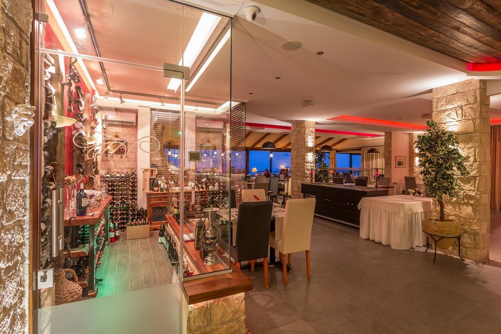 Hill View Hotel Apartments 피조우리 외부 사진