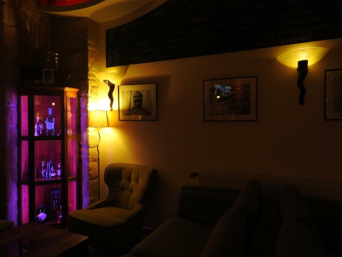 Hill View Hotel Apartments 피조우리 외부 사진